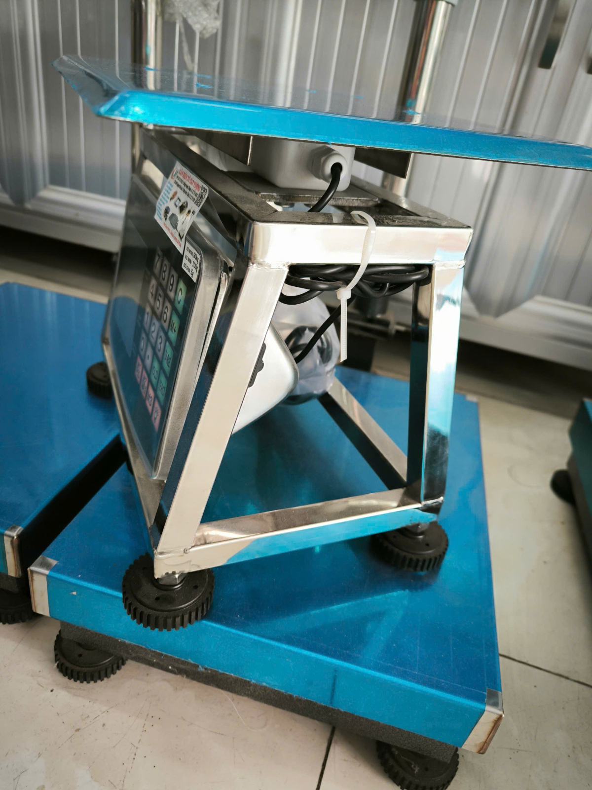 CÂN KỆ TÍNH GIÁ INOX